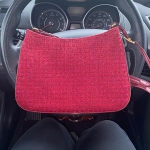 Vintage Coach Curved shoulder bag.